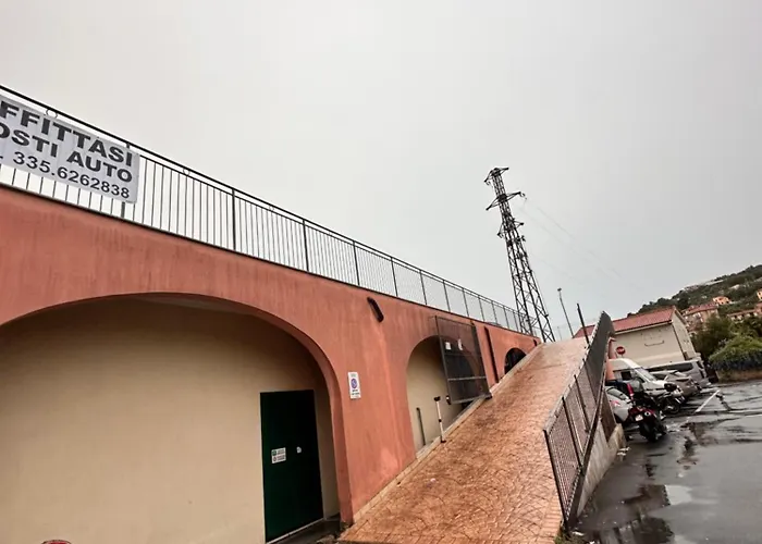 Fronte Mare-Piscina- Pista Ciclabile