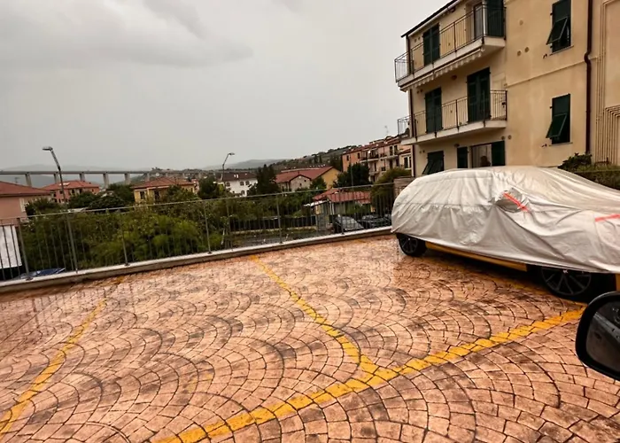 Fronte Mare-Piscina- Pista Ciclabile