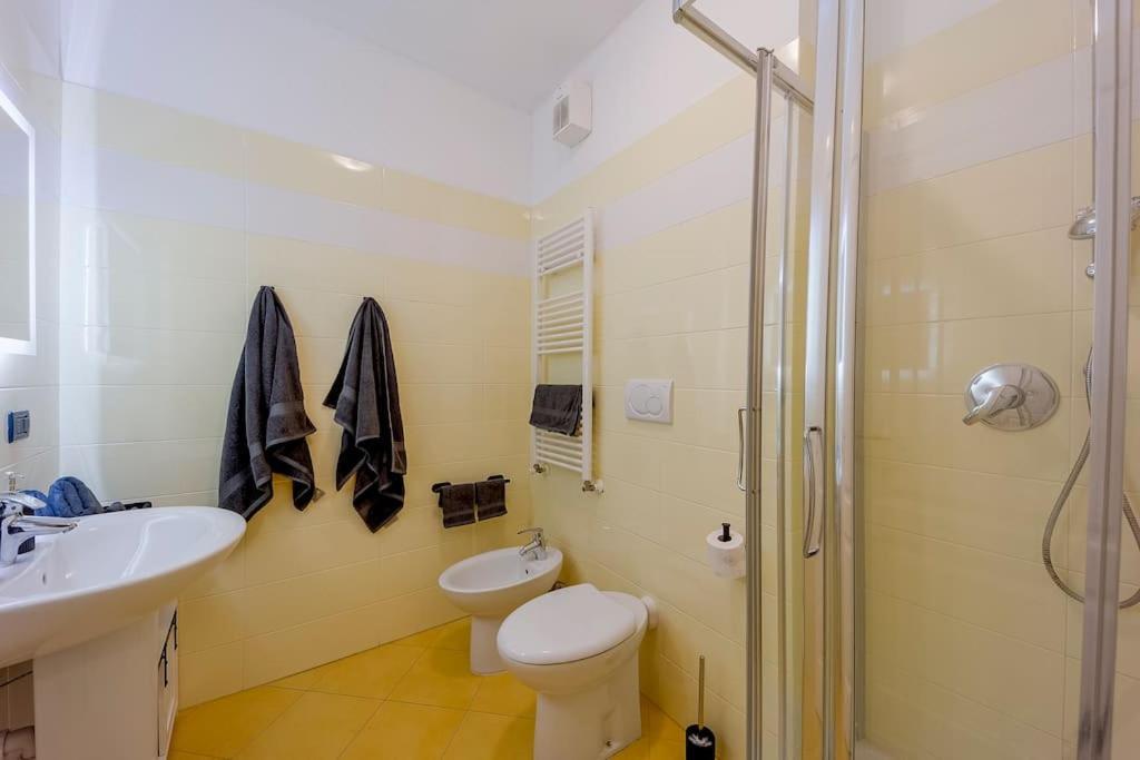 Apartment Fronte Mare-piscina- Pista Ciclabile